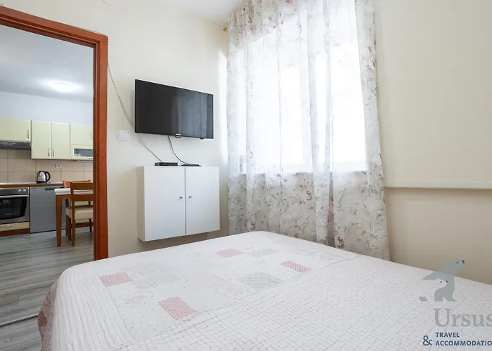 Apartament Apartment May