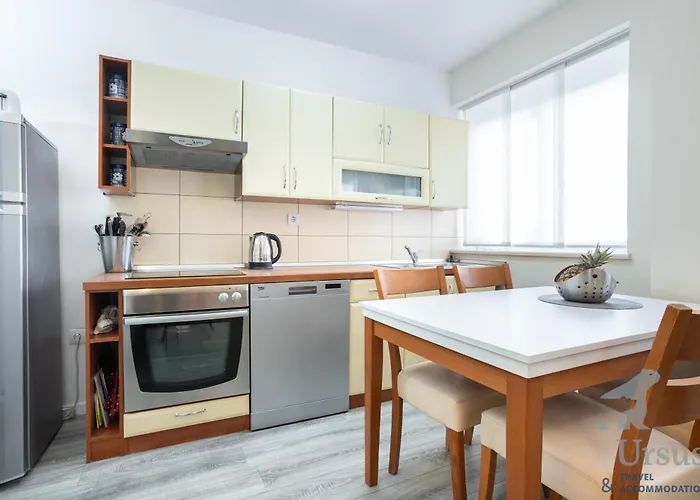 Apartament Apartment May Split