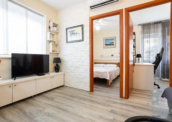 Apartment May *